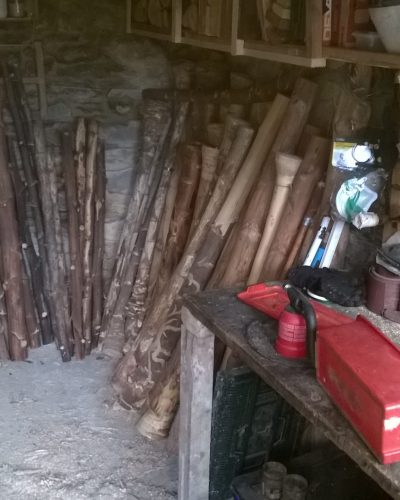 l'atelier de didgeridoos en agave